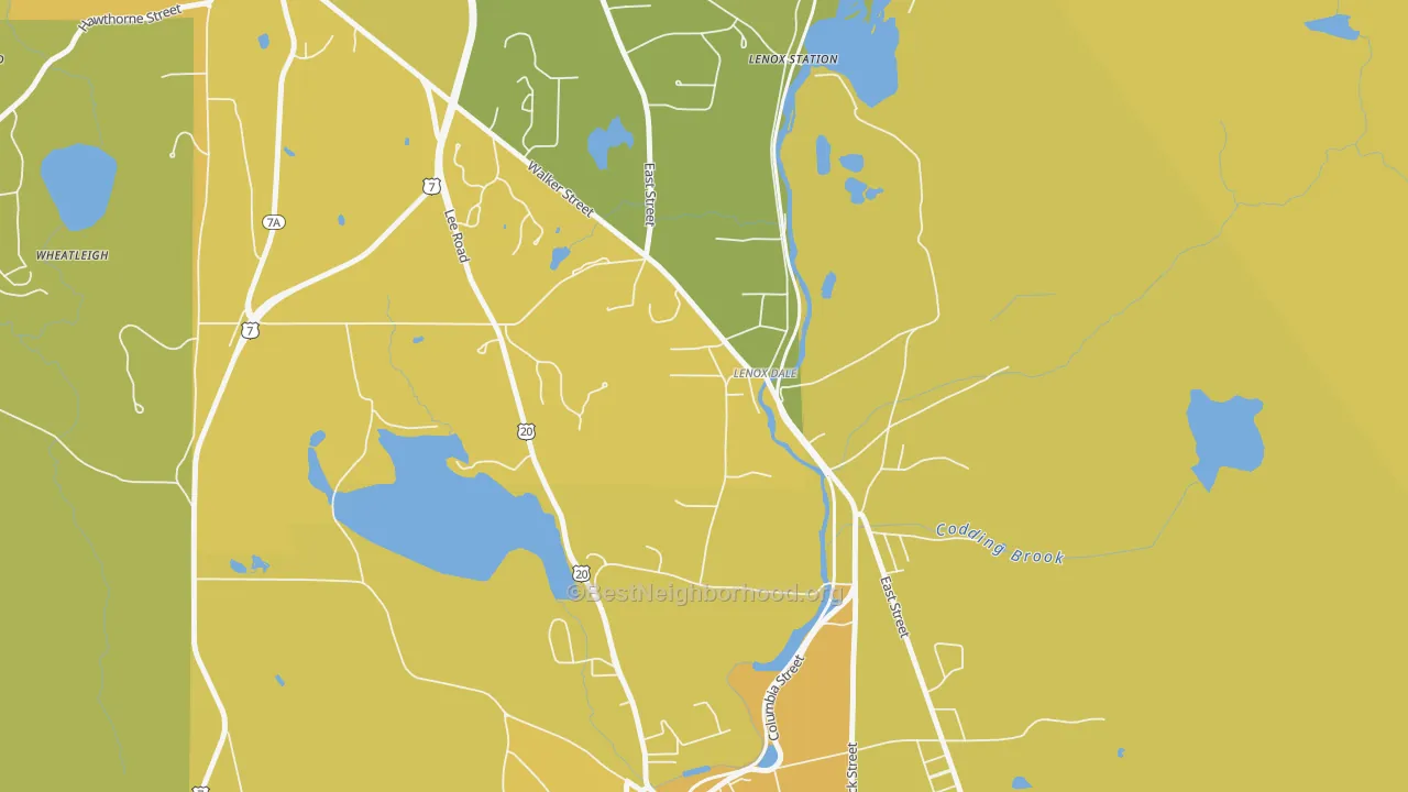 Map of the best neighborhoods in the 01242 area, with better matches in green and worse matches in red
