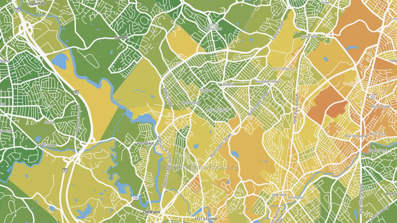 Map of the best neighborhoods in the 02132 area, with better matches in green and worse matches in red