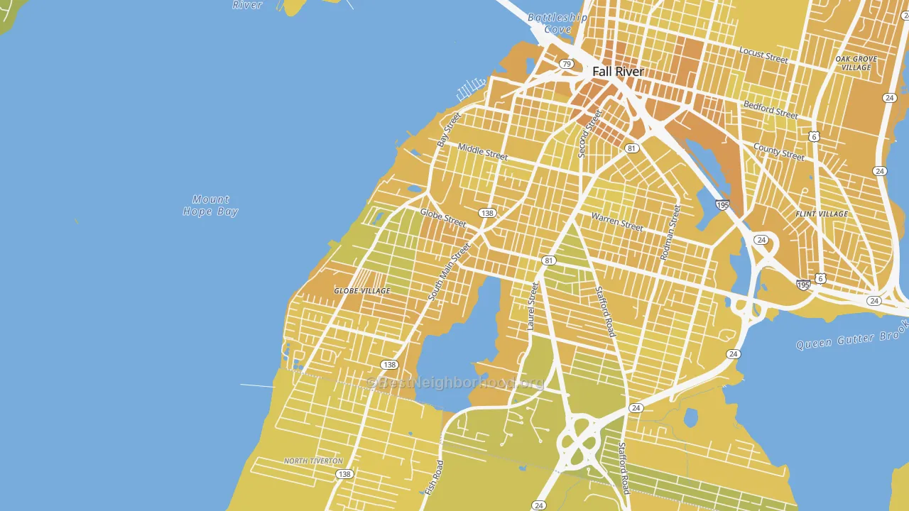Map of the best neighborhoods in the 02724 area, with better matches in green and worse matches in red
