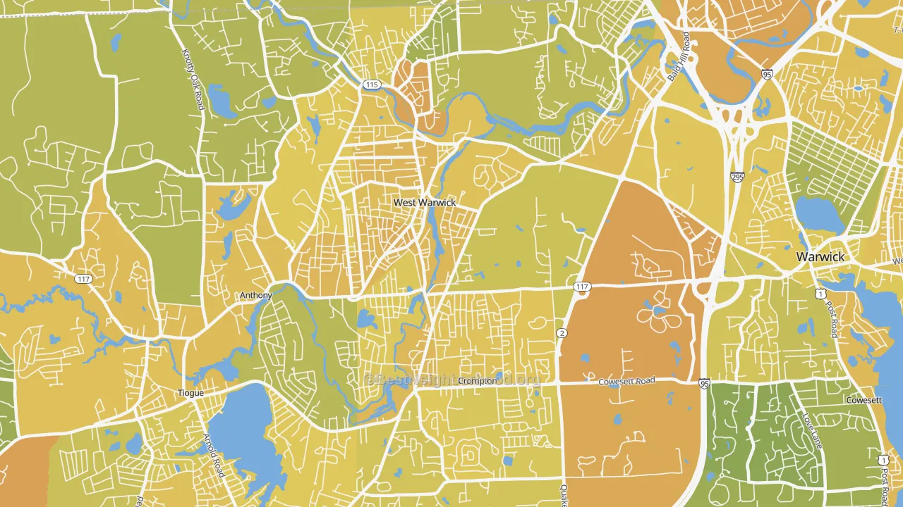 Map of the best neighborhoods in the 02893 area, with better matches in green and worse matches in red
