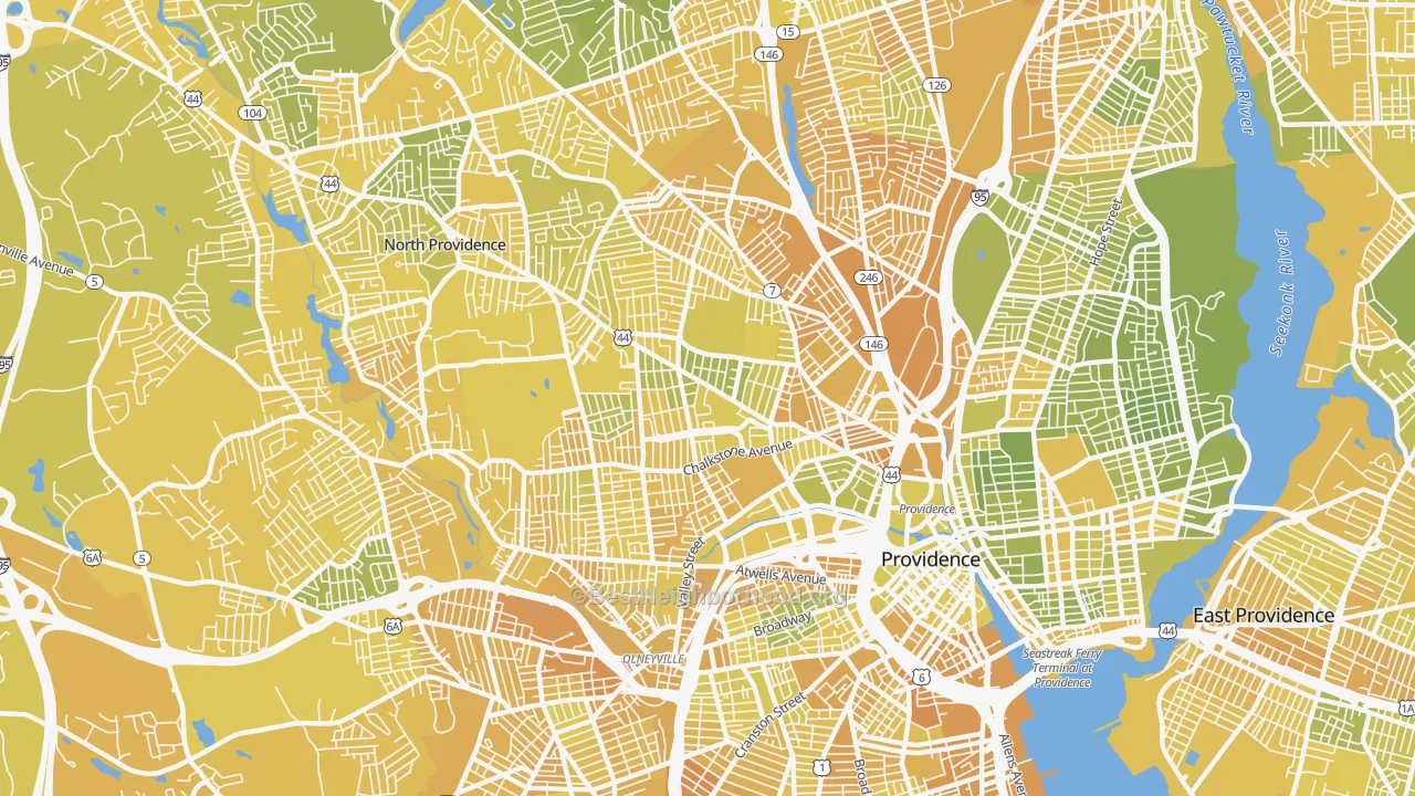 Map of the best neighborhoods in the 02908 area, with better matches in green and worse matches in red