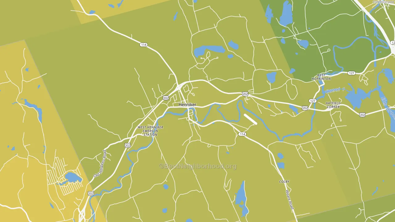 Map of the best neighborhoods in the 03242 area, with better matches in green and worse matches in red