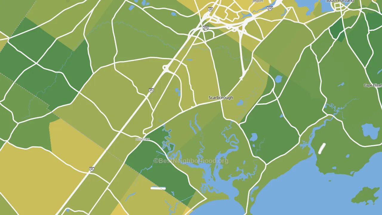 Map of the best neighborhoods in the 04074 area, with better matches in green and worse matches in red
