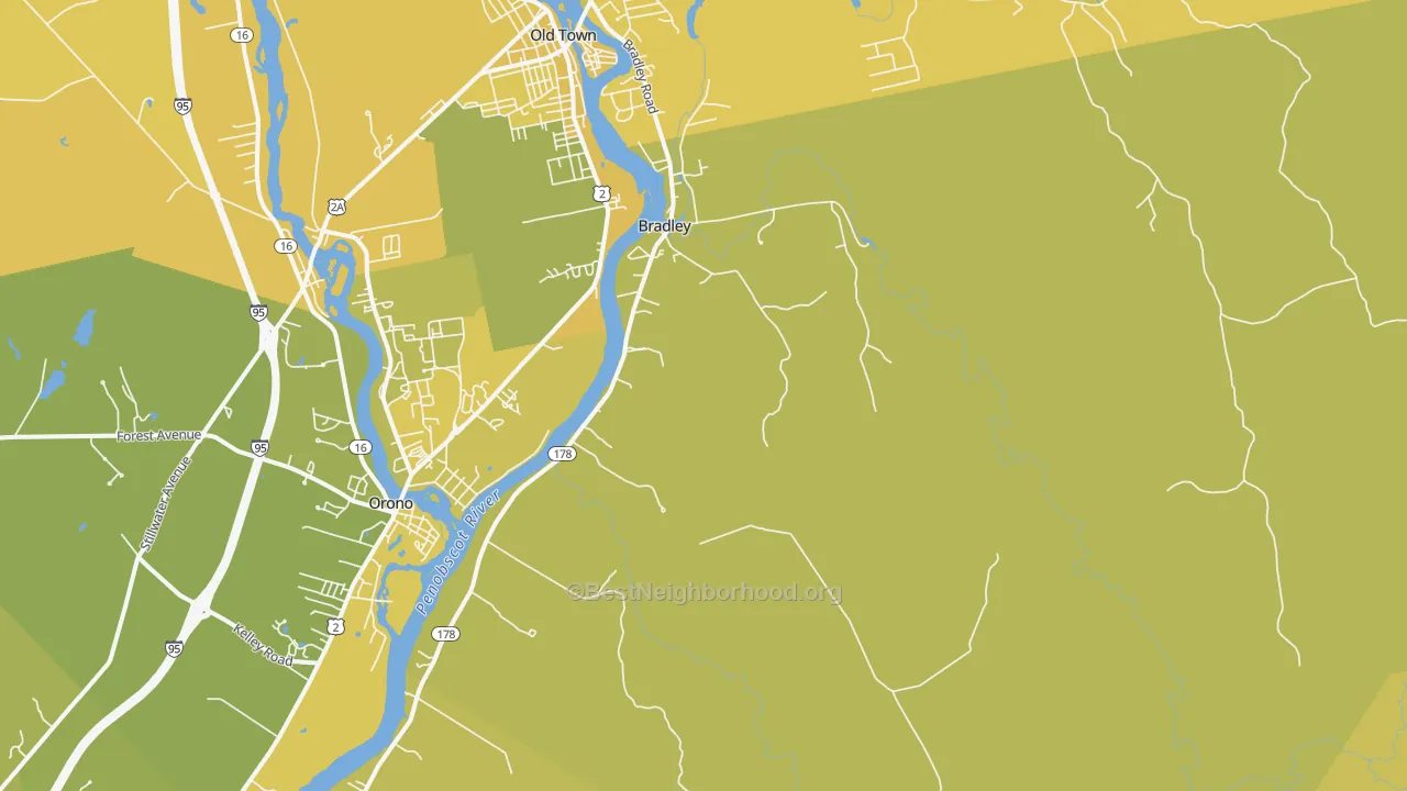 Map of the best neighborhoods in the 04411 area, with better matches in green and worse matches in red