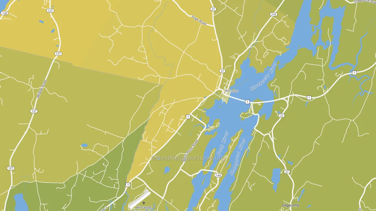 Map of the best neighborhoods in the 04578 area, with better matches in green and worse matches in red
