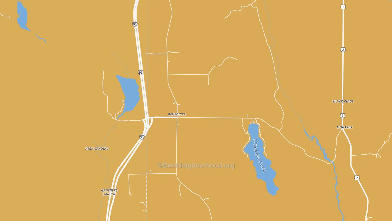 Map of the best neighborhoods in the 04733 area, with better matches in green and worse matches in red