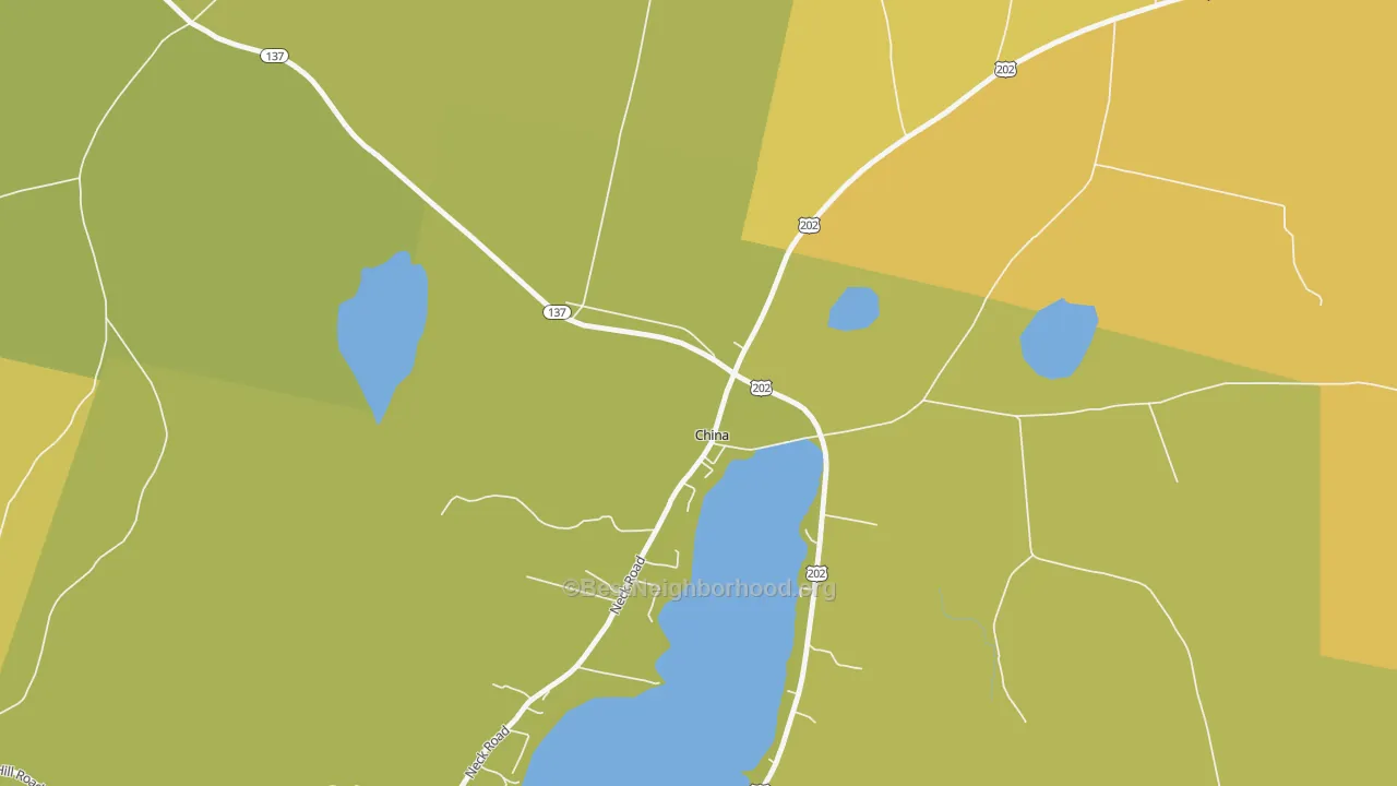 Map of the best neighborhoods in the 04926 area, with better matches in green and worse matches in red