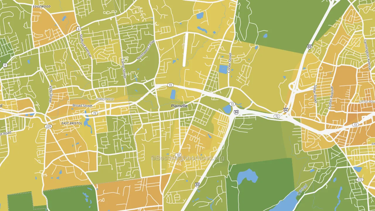 Map of the best neighborhoods in the 06062 area, with better matches in green and worse matches in red