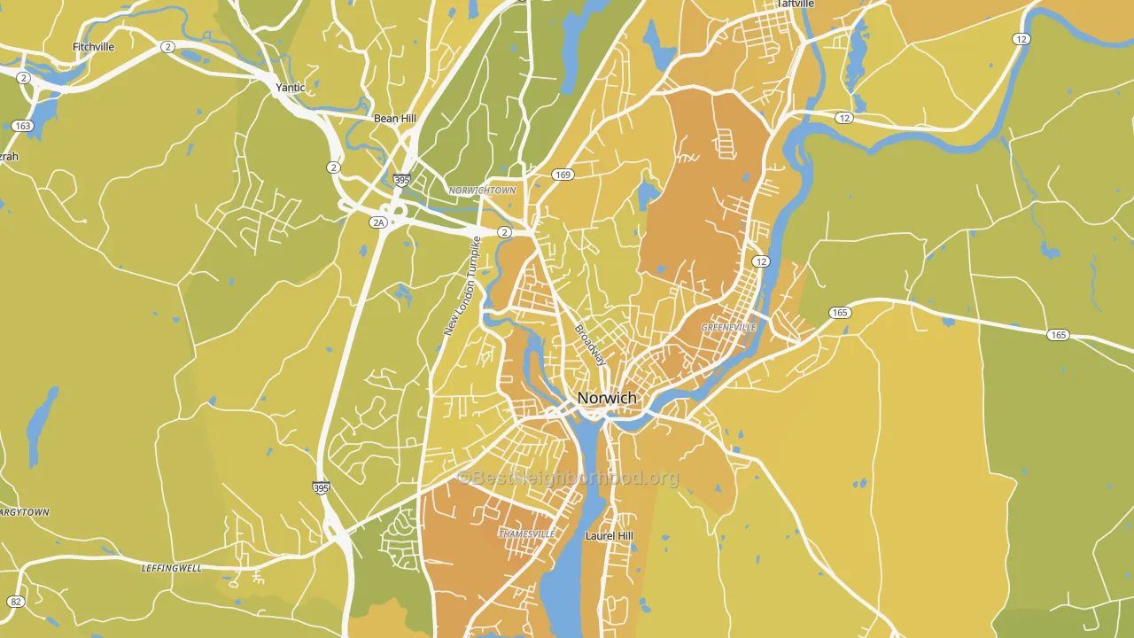 Map of the best neighborhoods in the 06360 area, with better matches in green and worse matches in red