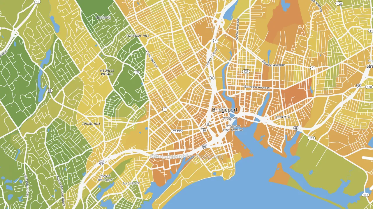 Map of the best neighborhoods in the 06604 area, with better matches in green and worse matches in red