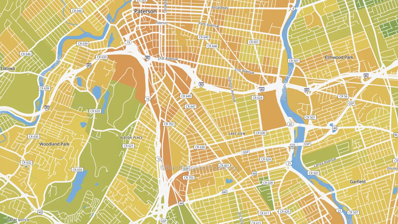 Map of the best neighborhoods in the 07503 area, with better matches in green and worse matches in red