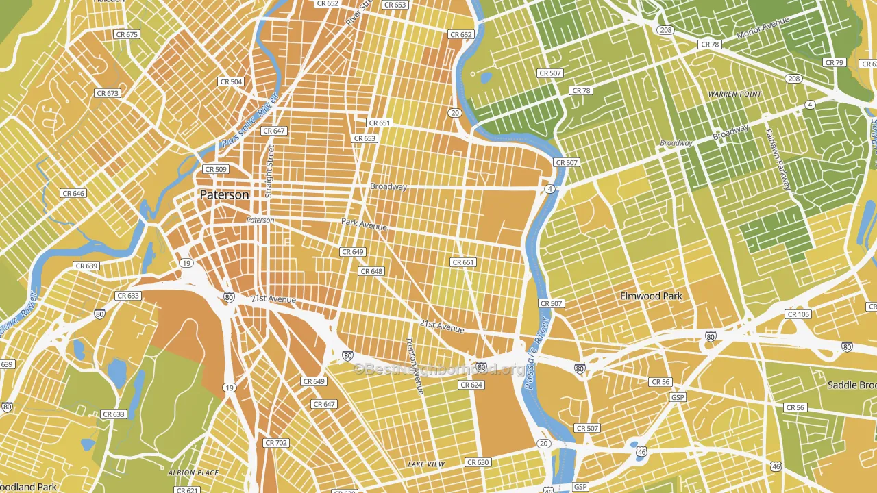 Map of the best neighborhoods in the 07504 area, with better matches in green and worse matches in red