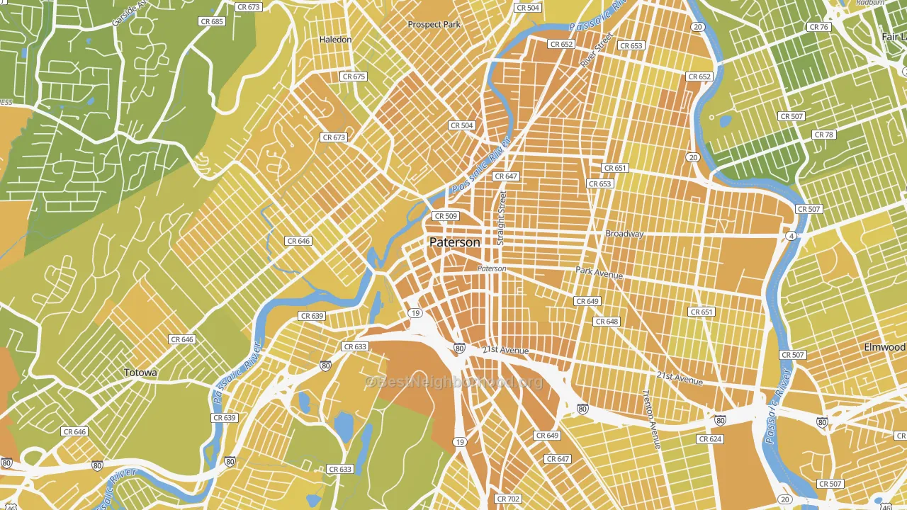 Map of the best neighborhoods in the 07505 area, with better matches in green and worse matches in red