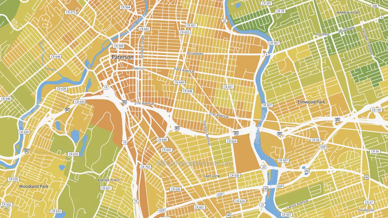 Map of the best neighborhoods in the 07513 area, with better matches in green and worse matches in red