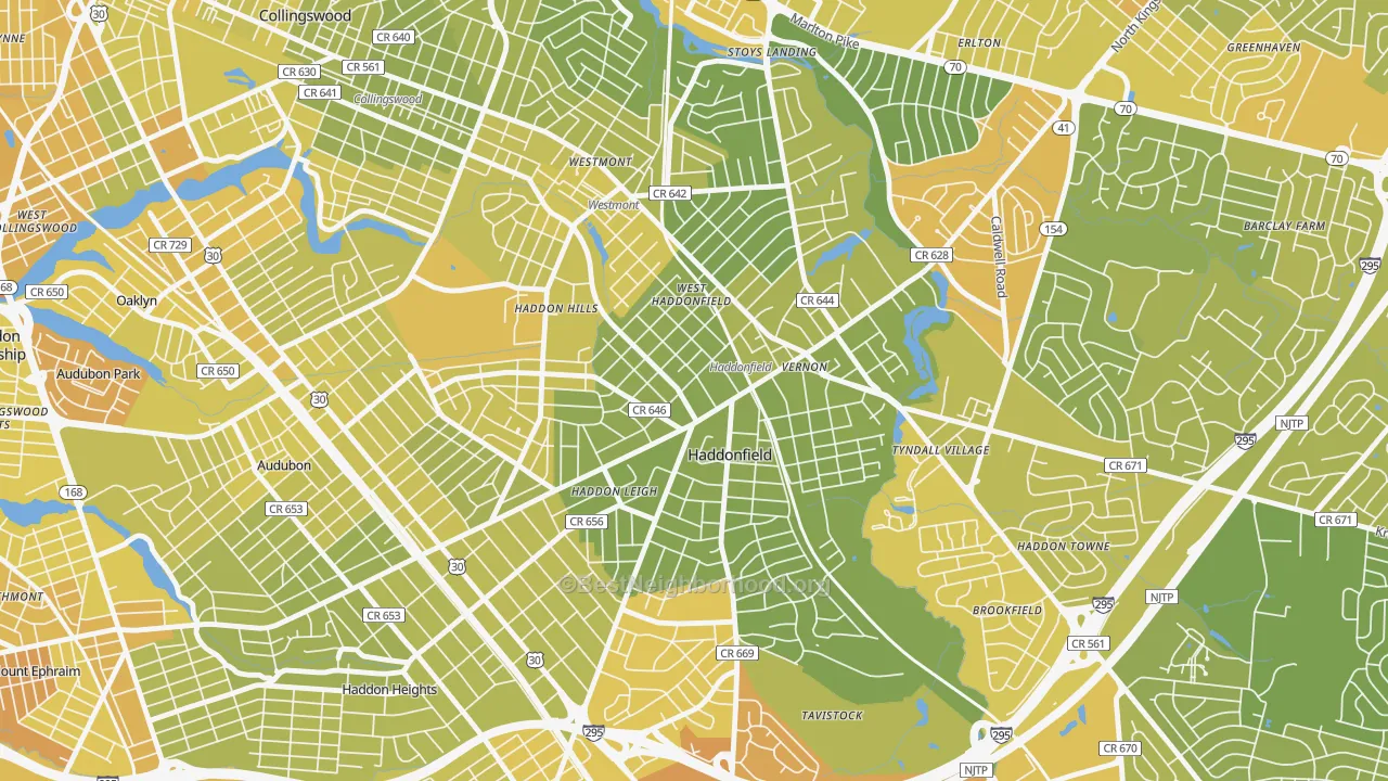 Map of the best neighborhoods in the 08033 area, with better matches in green and worse matches in red