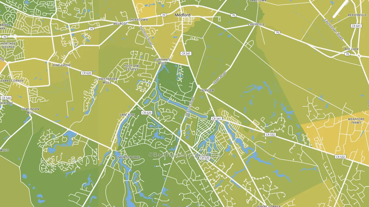 Map of the best neighborhoods in the 08055 area, with better matches in green and worse matches in red