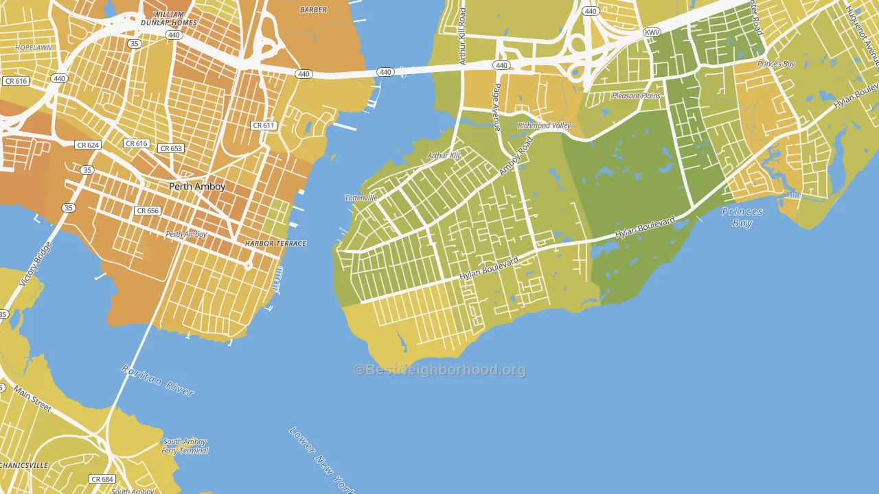 Map of the best neighborhoods in the 10307 area, with better matches in green and worse matches in red
