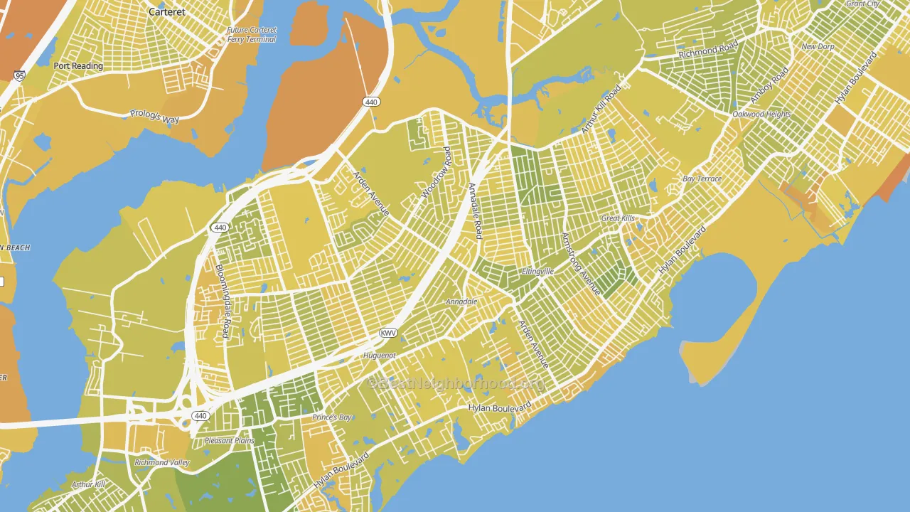 Map of the best neighborhoods in the 10312 area, with better matches in green and worse matches in red