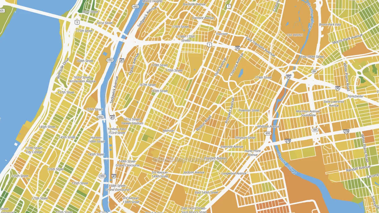 Map of the best neighborhoods in the 10456 area, with better matches in green and worse matches in red