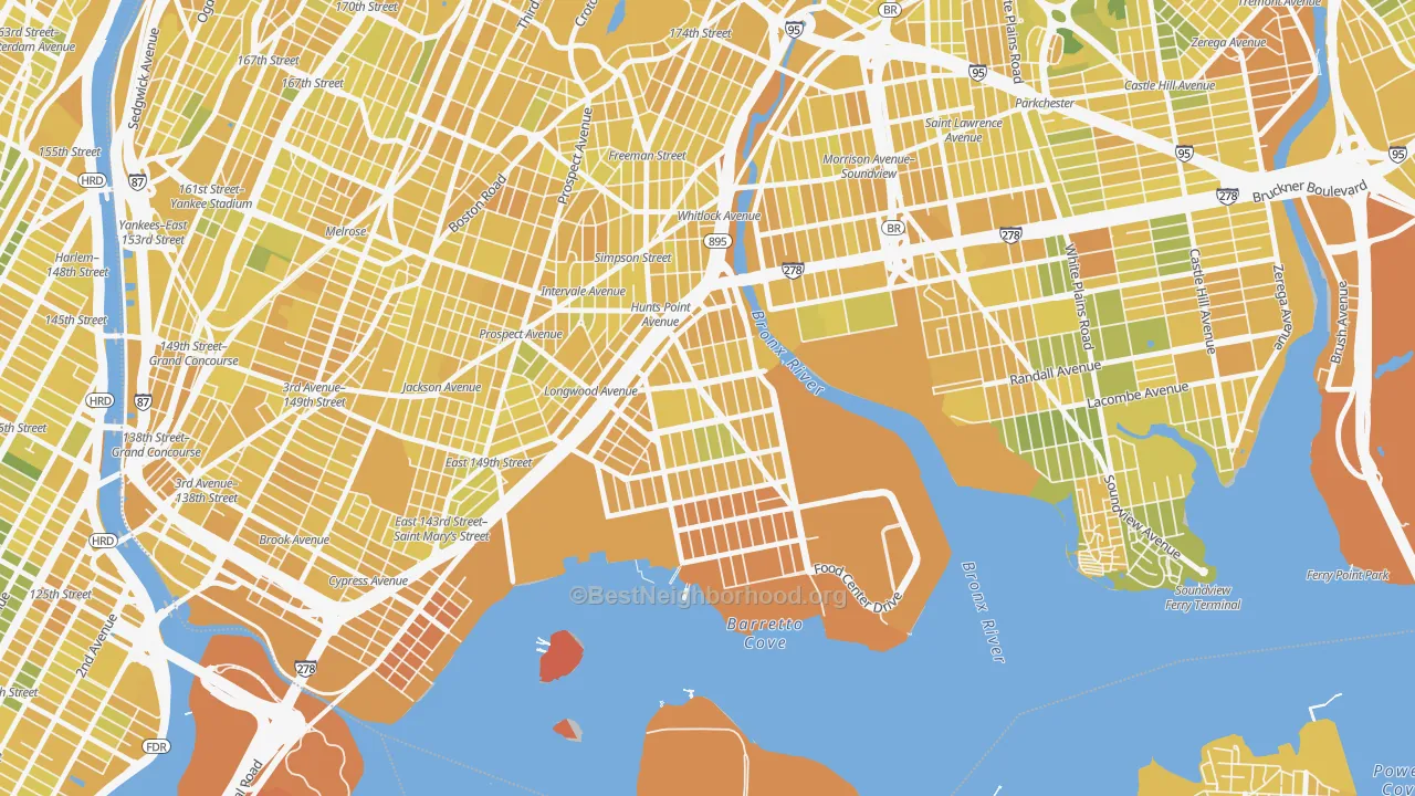 Map of the best neighborhoods in the 10474 area, with better matches in green and worse matches in red
