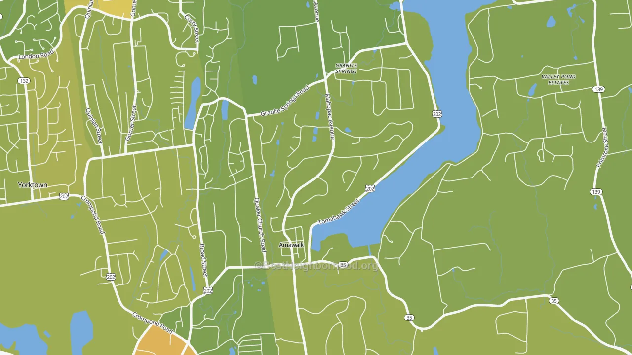 Map of the best neighborhoods in the 10501 area, with better matches in green and worse matches in red