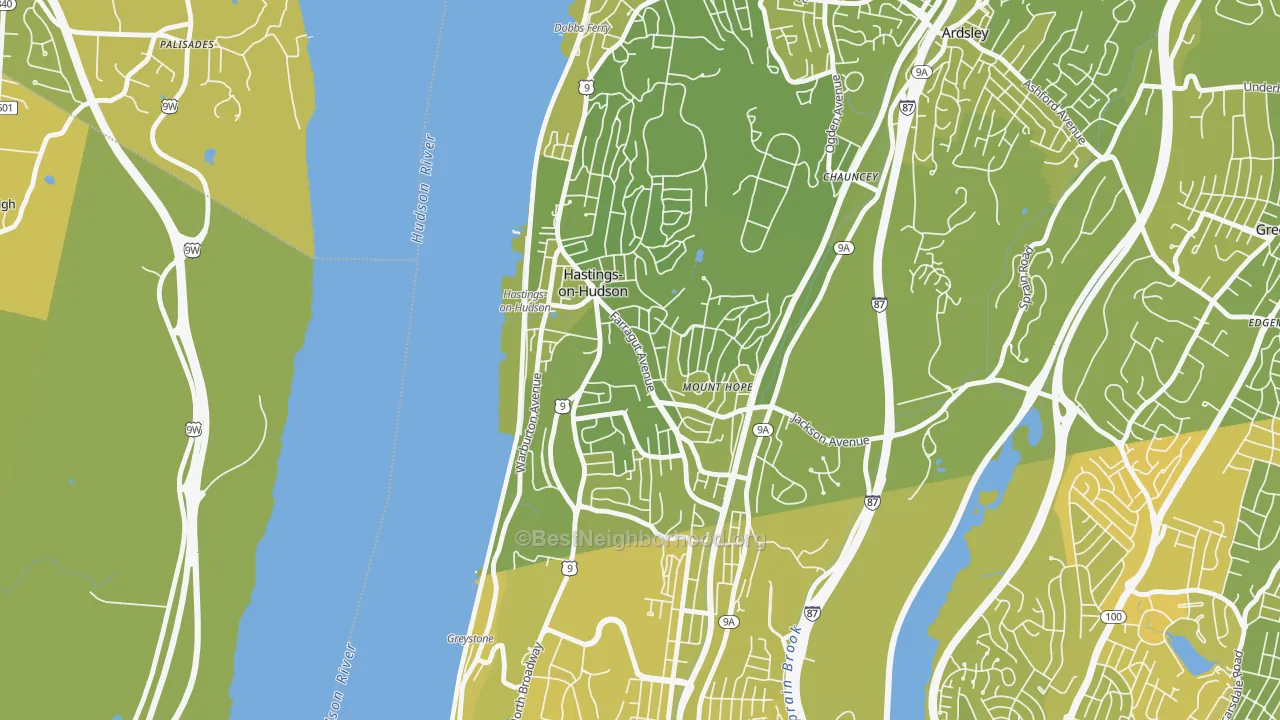 Map of the best neighborhoods in the 10706 area, with better matches in green and worse matches in red