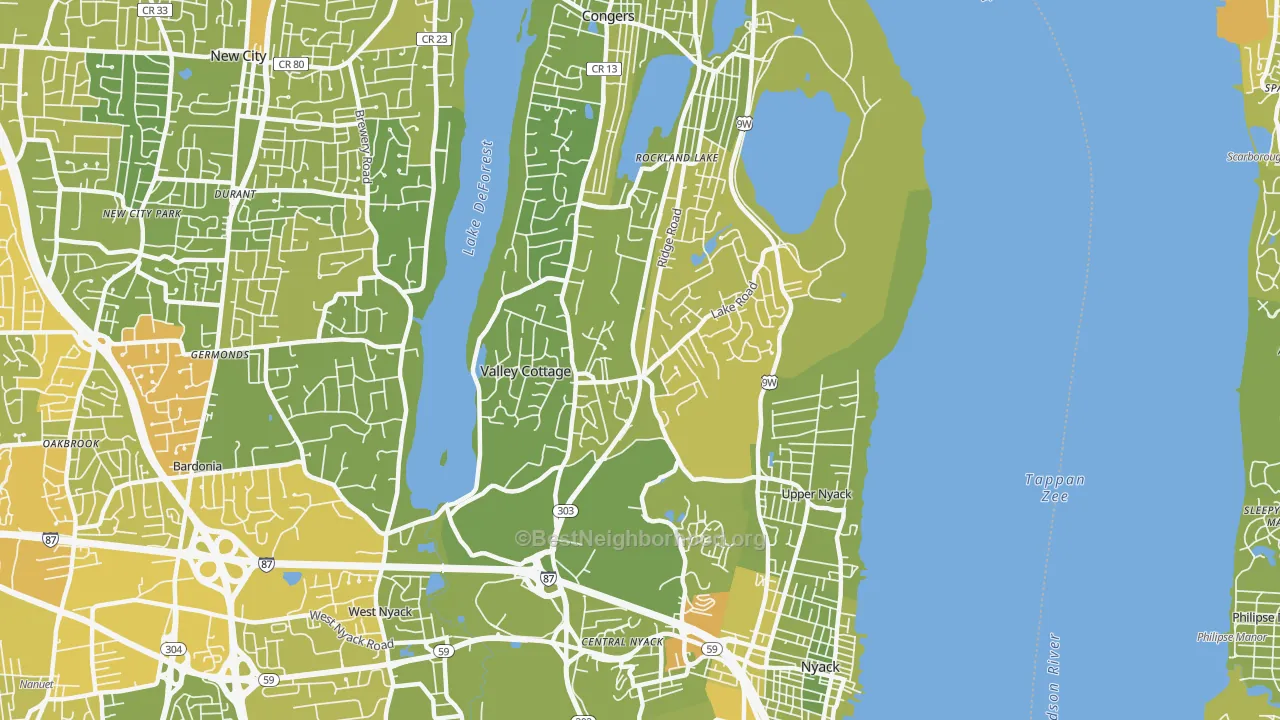 Map of the best neighborhoods in the 10989 area, with better matches in green and worse matches in red