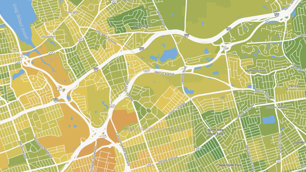 Map of the best neighborhoods in the 11005 area, with better matches in green and worse matches in red