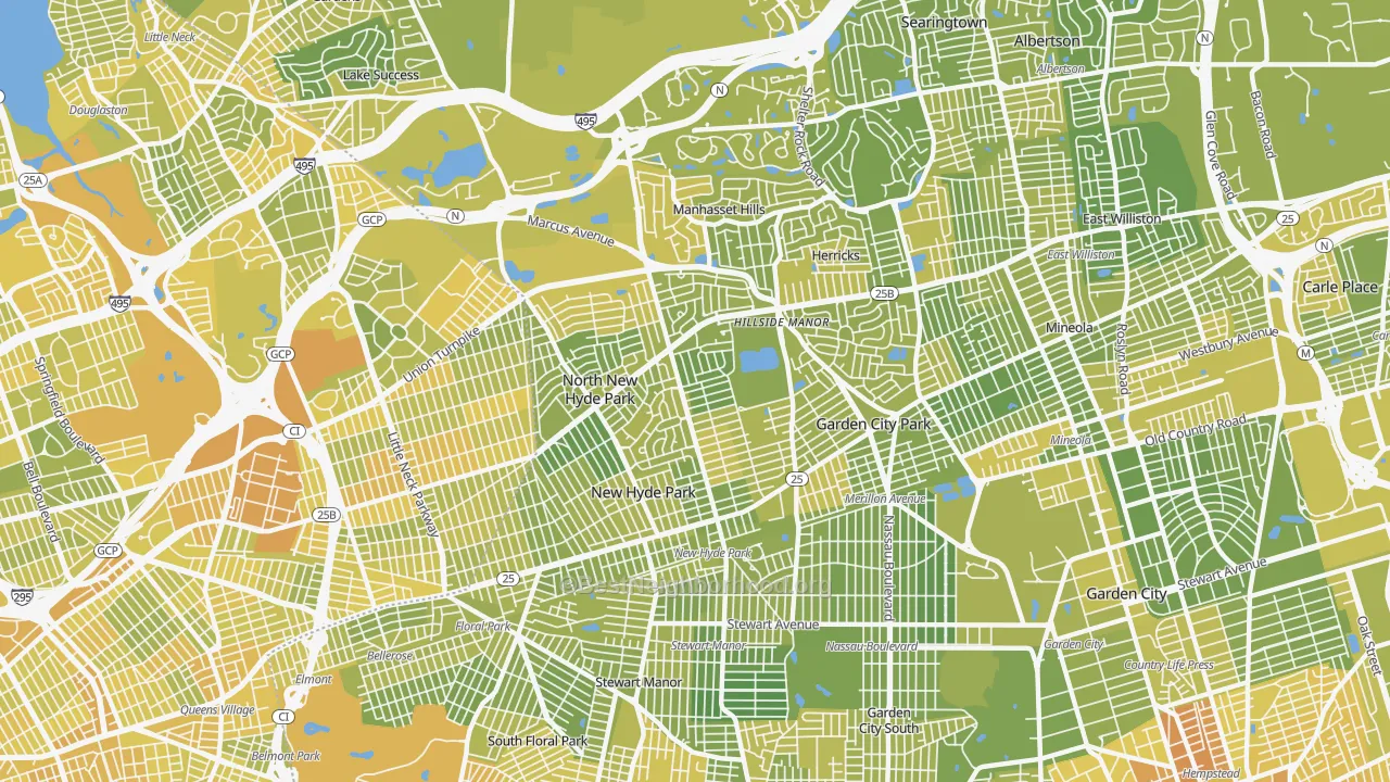 Map of the best neighborhoods in the 11040 area, with better matches in green and worse matches in red
