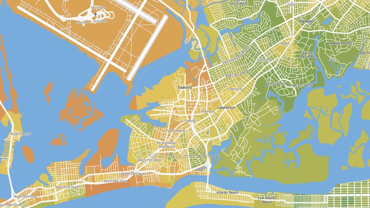 Map of the best neighborhoods in the 11096 area, with better matches in green and worse matches in red