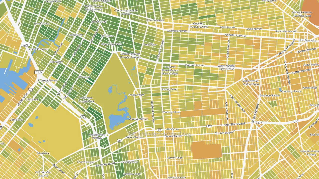 Map of the best neighborhoods in the 11225 area, with better matches in green and worse matches in red