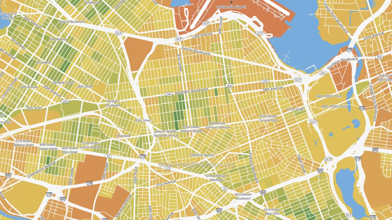 Map of the best neighborhoods in the 11372 area, with better matches in green and worse matches in red