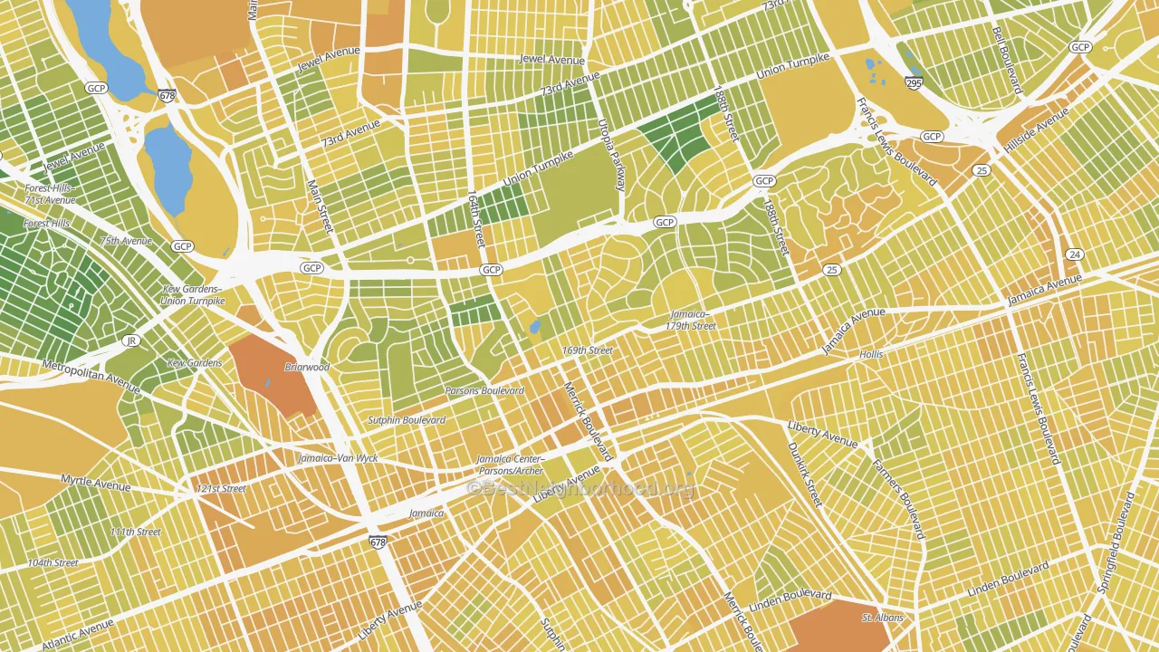Map of the best neighborhoods in the 11432 area, with better matches in green and worse matches in red