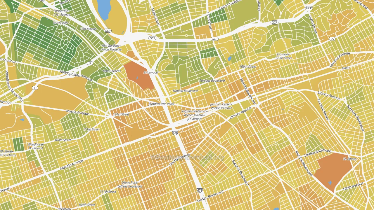 Map of the best neighborhoods in the 11435 area, with better matches in green and worse matches in red