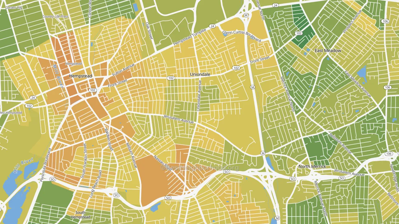 Map of the best neighborhoods in the 11553 area, with better matches in green and worse matches in red