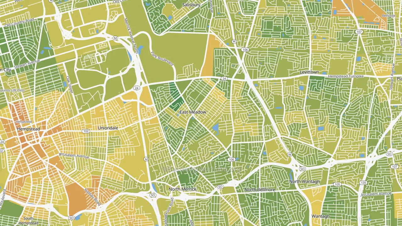 Map of the best neighborhoods in the 11554 area, with better matches in green and worse matches in red
