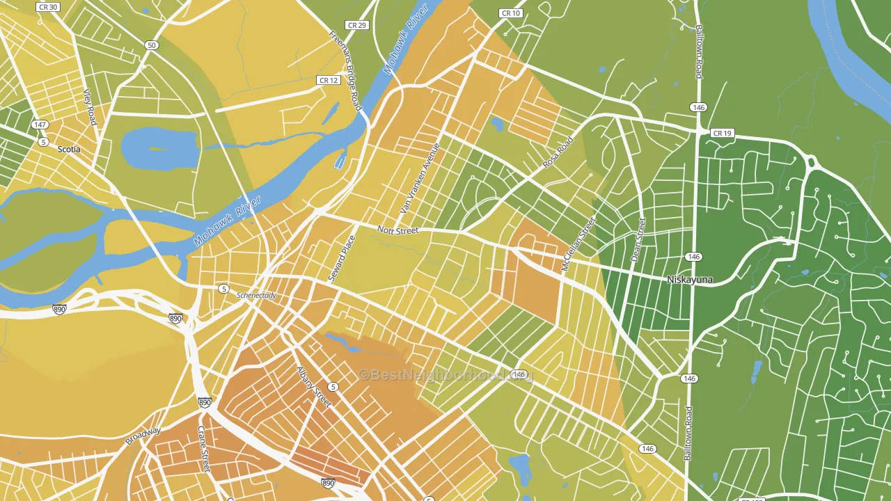 Map of the best neighborhoods in the 12308 area, with better matches in green and worse matches in red