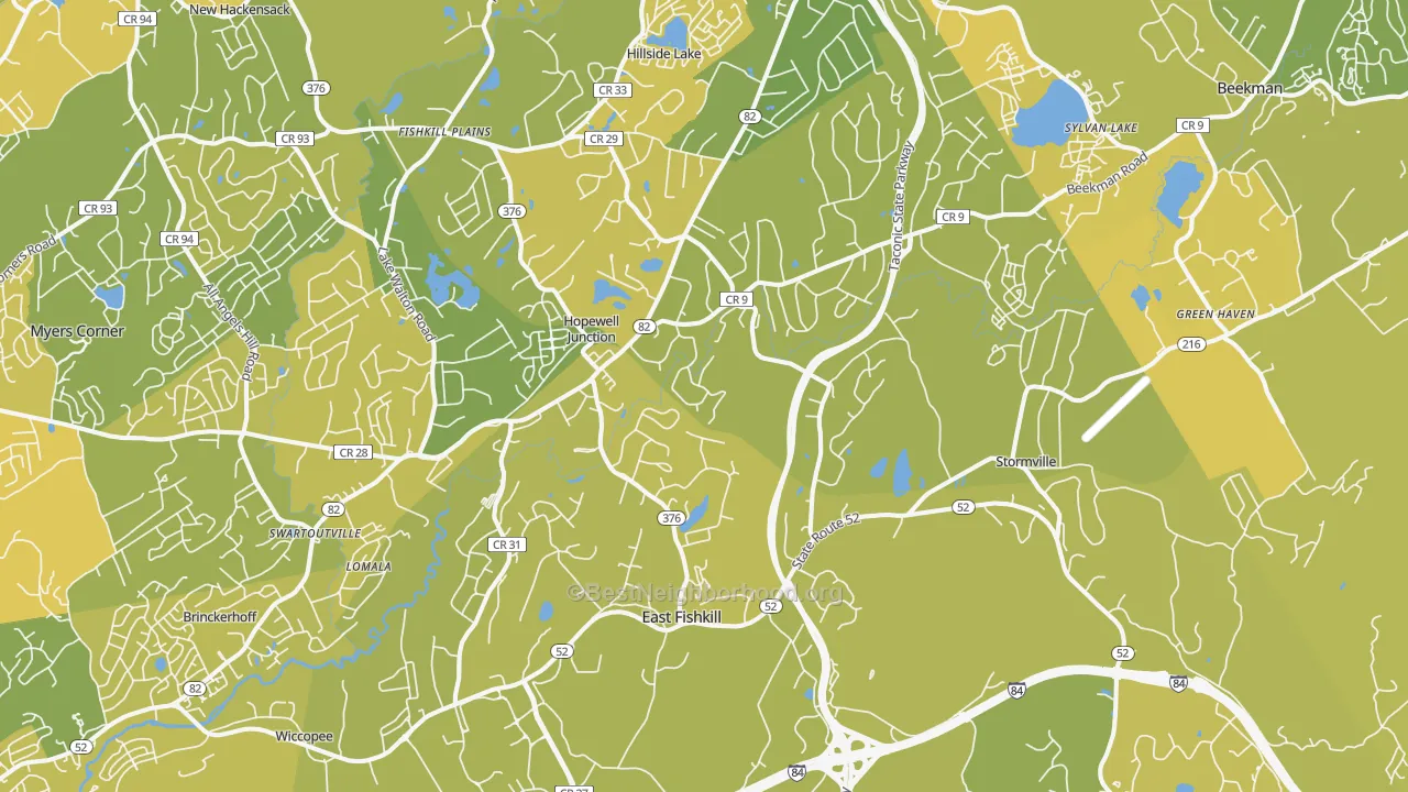 Map of the best neighborhoods in the 12533 area, with better matches in green and worse matches in red
