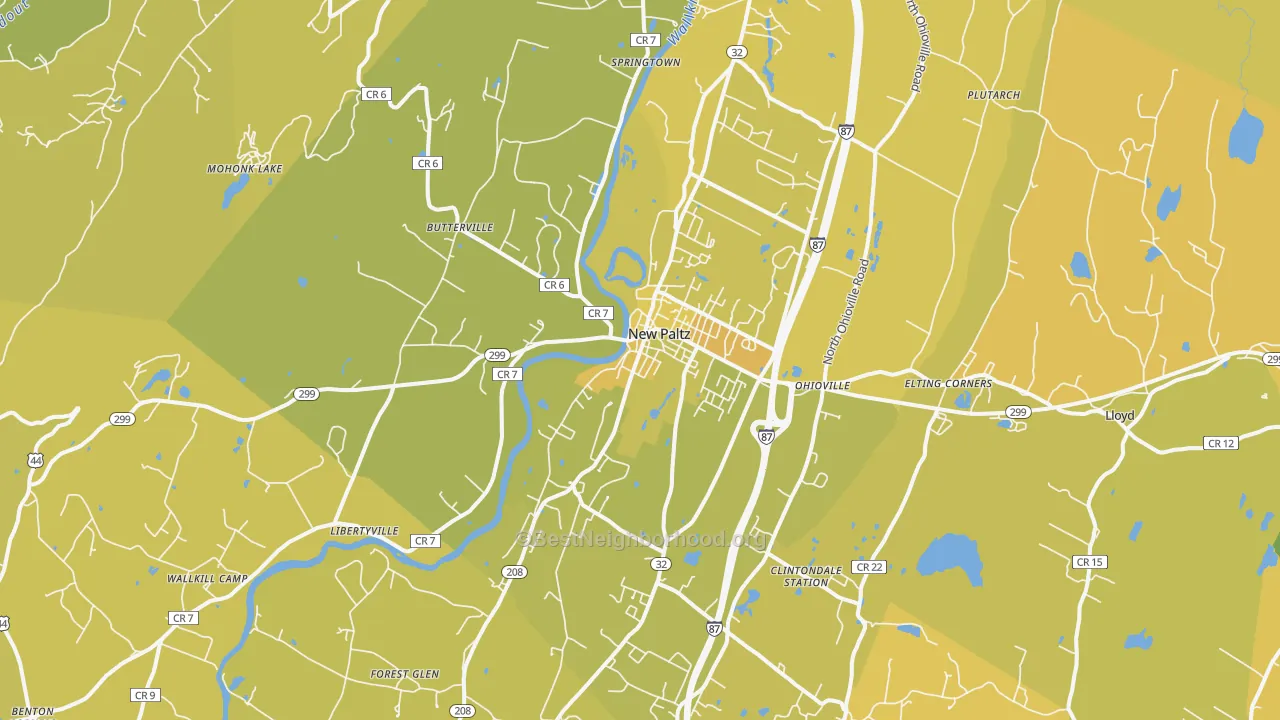 Map of the best neighborhoods in the 12561 area, with better matches in green and worse matches in red