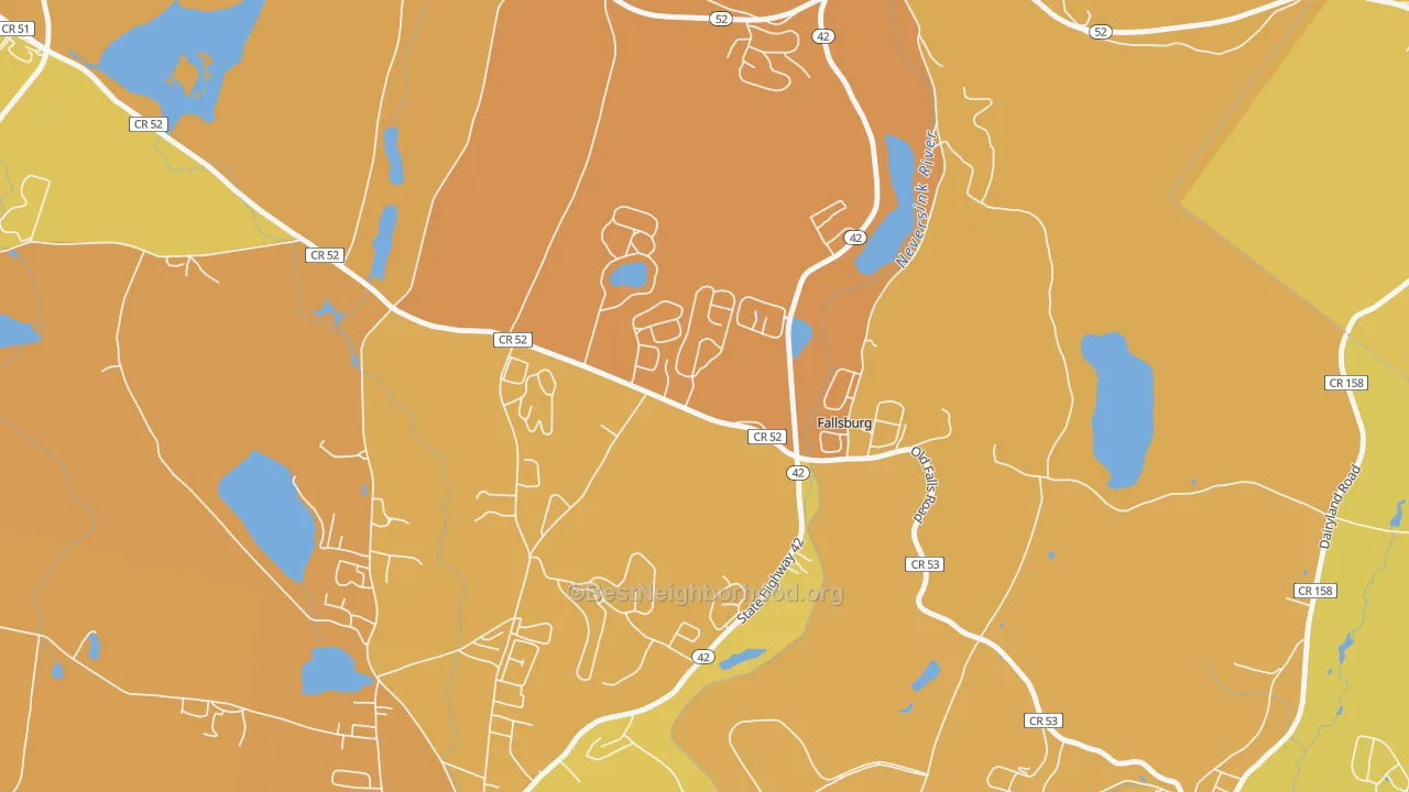 Map of the best neighborhoods in the 12733 area, with better matches in green and worse matches in red