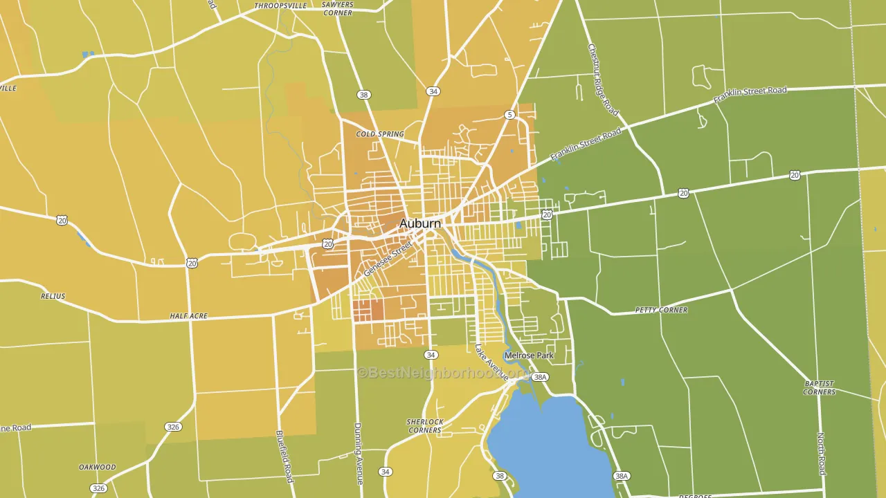 Map of the best neighborhoods in the 13021 area, with better matches in green and worse matches in red