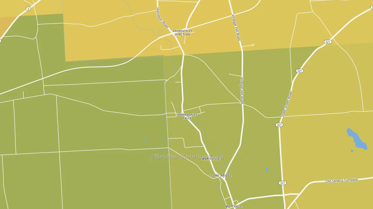 Map of the best neighborhoods in the 13153 area, with better matches in green and worse matches in red