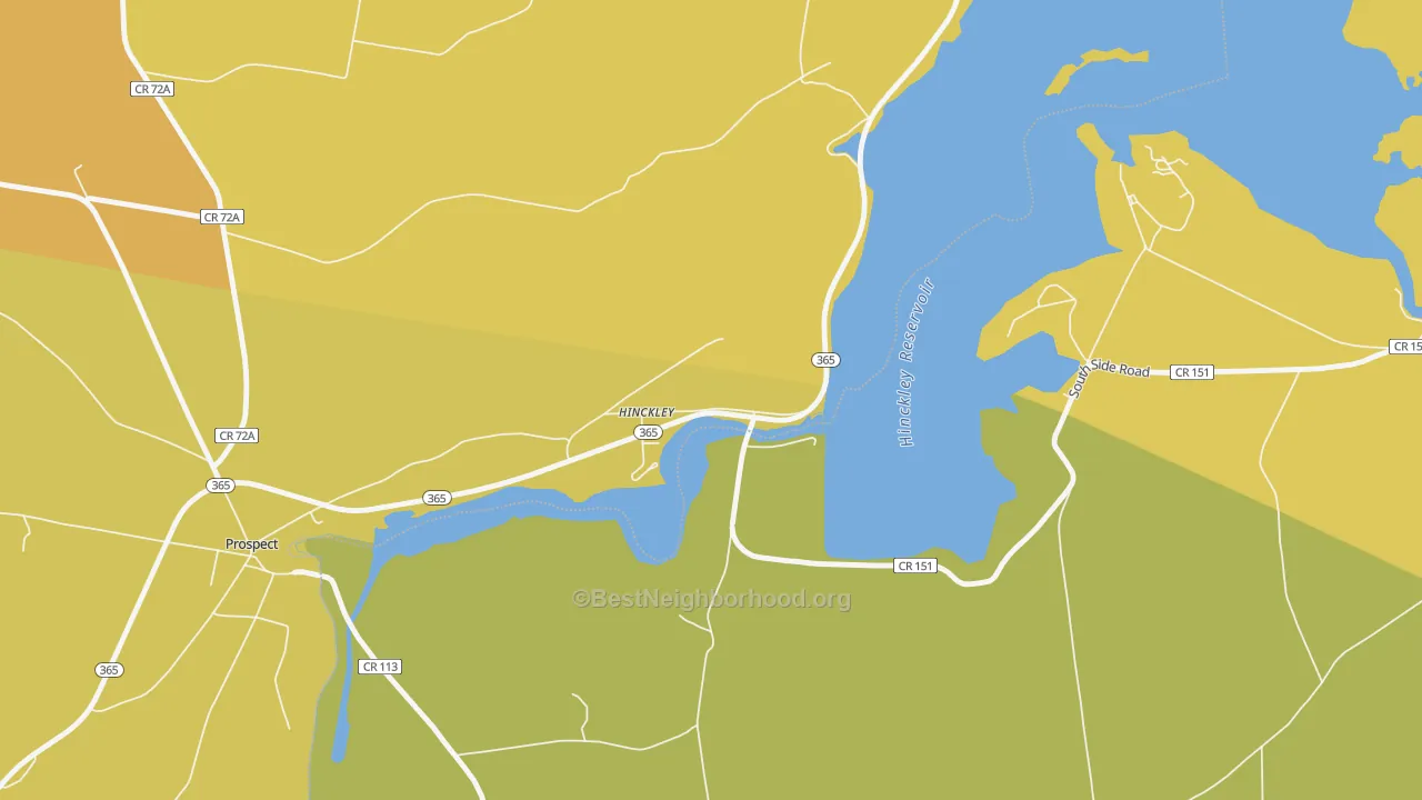 Map of the best neighborhoods in the 13352 area, with better matches in green and worse matches in red