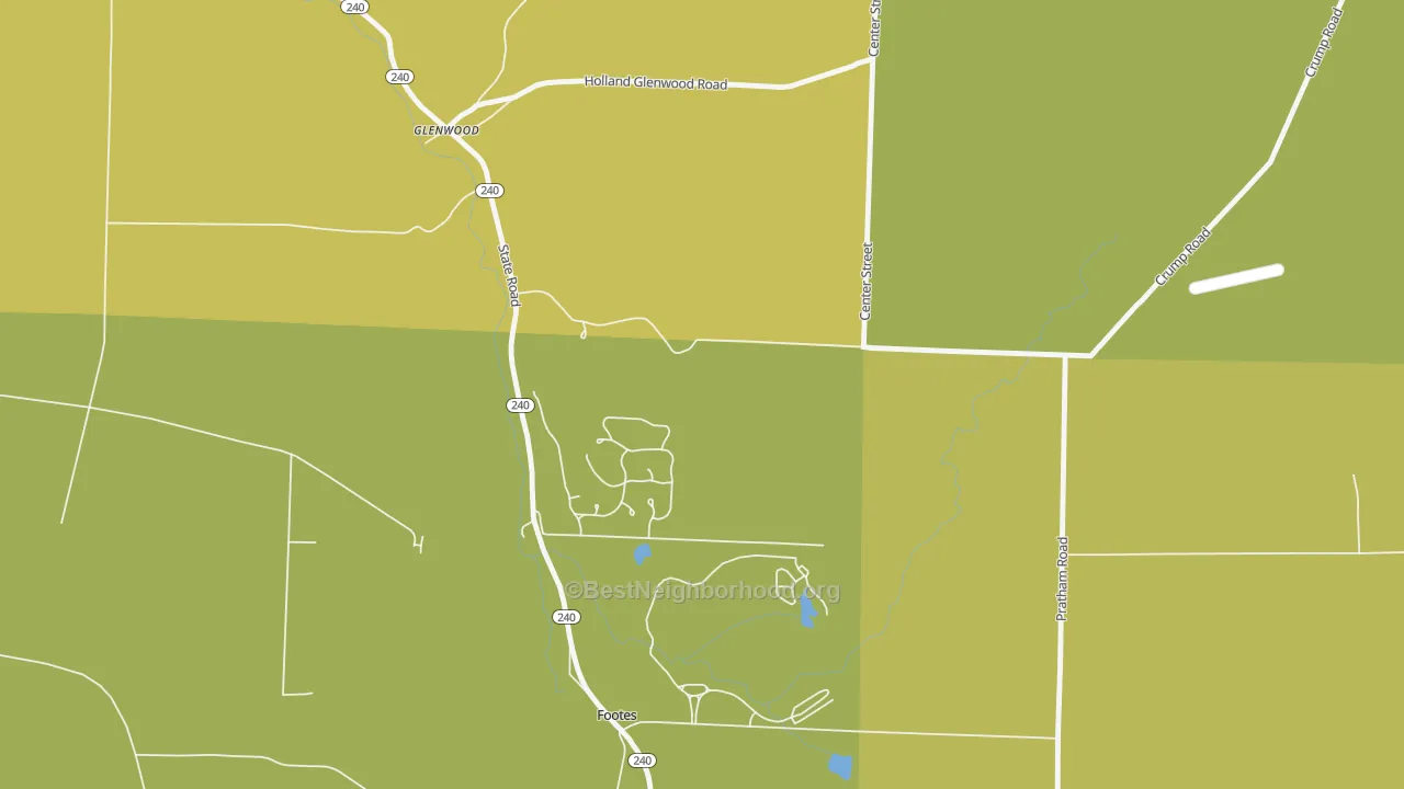 Map of the best neighborhoods in the 14069 area, with better matches in green and worse matches in red