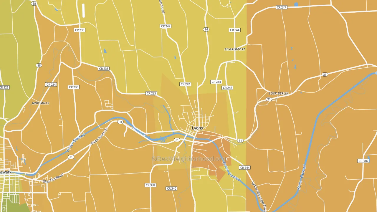 Map of the best neighborhoods in the 14489 area, with better matches in green and worse matches in red