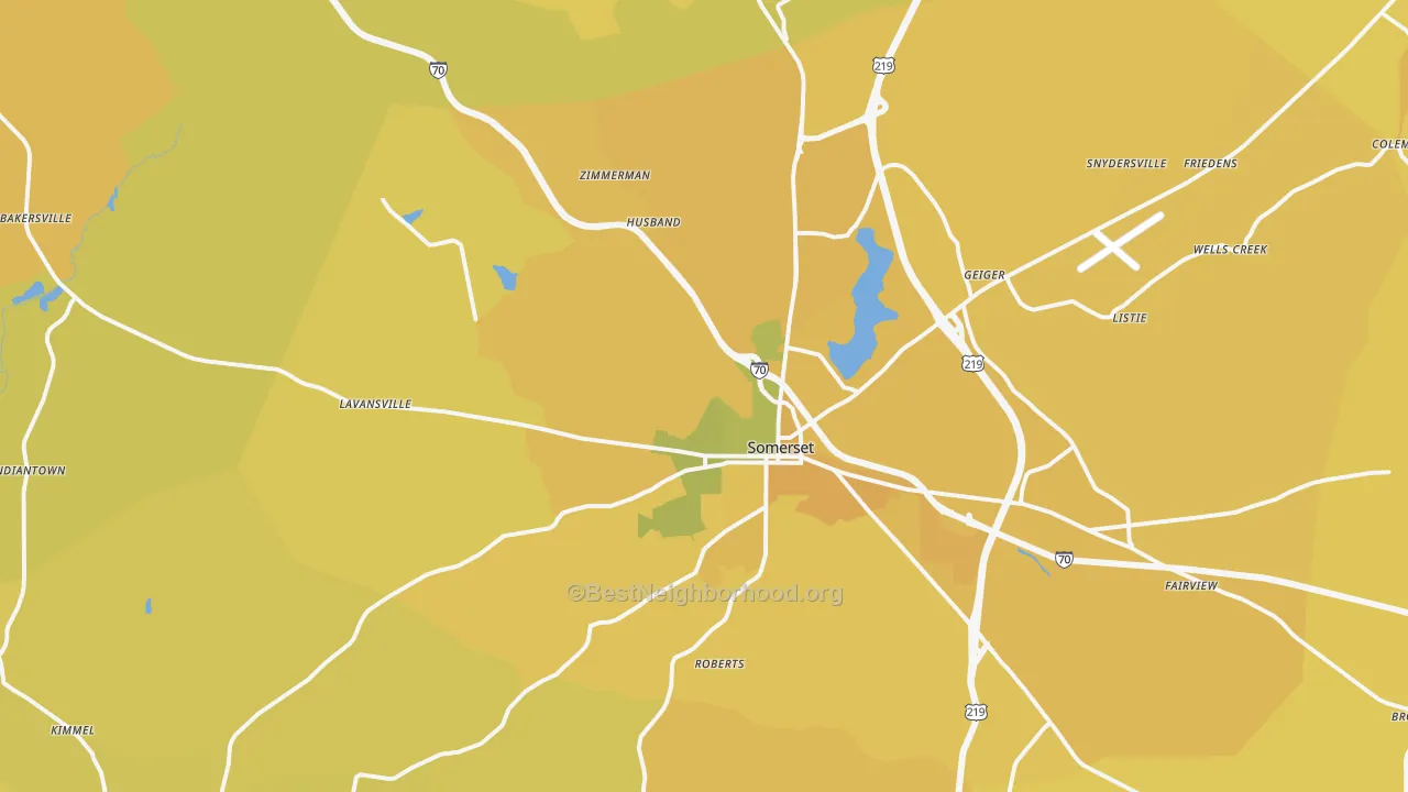 Map of the best neighborhoods in the 15501 area, with better matches in green and worse matches in red