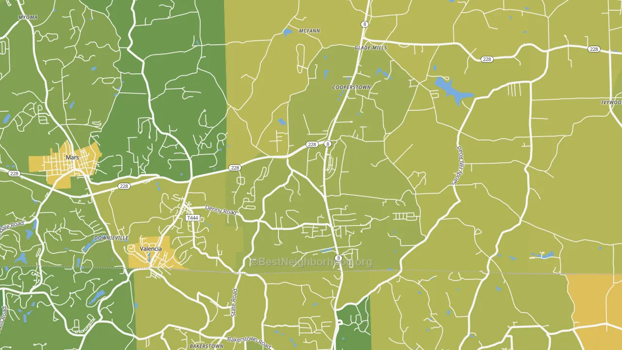 Map of the best neighborhoods in the 16059 area, with better matches in green and worse matches in red