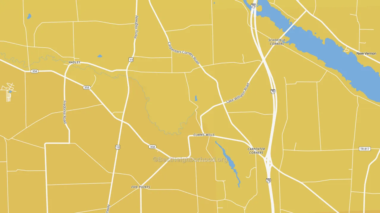 Map of the best neighborhoods in the 16114 area, with better matches in green and worse matches in red