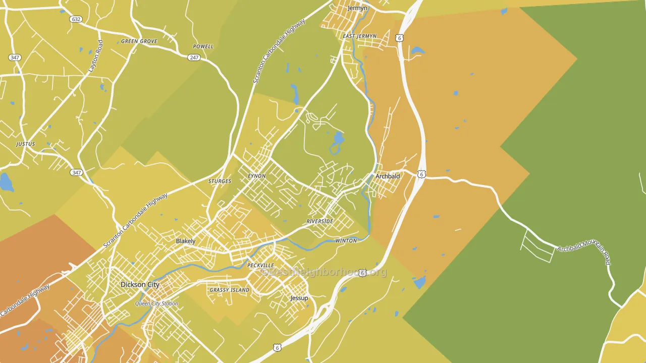 Map of the best neighborhoods in the 18403 area, with better matches in green and worse matches in red
