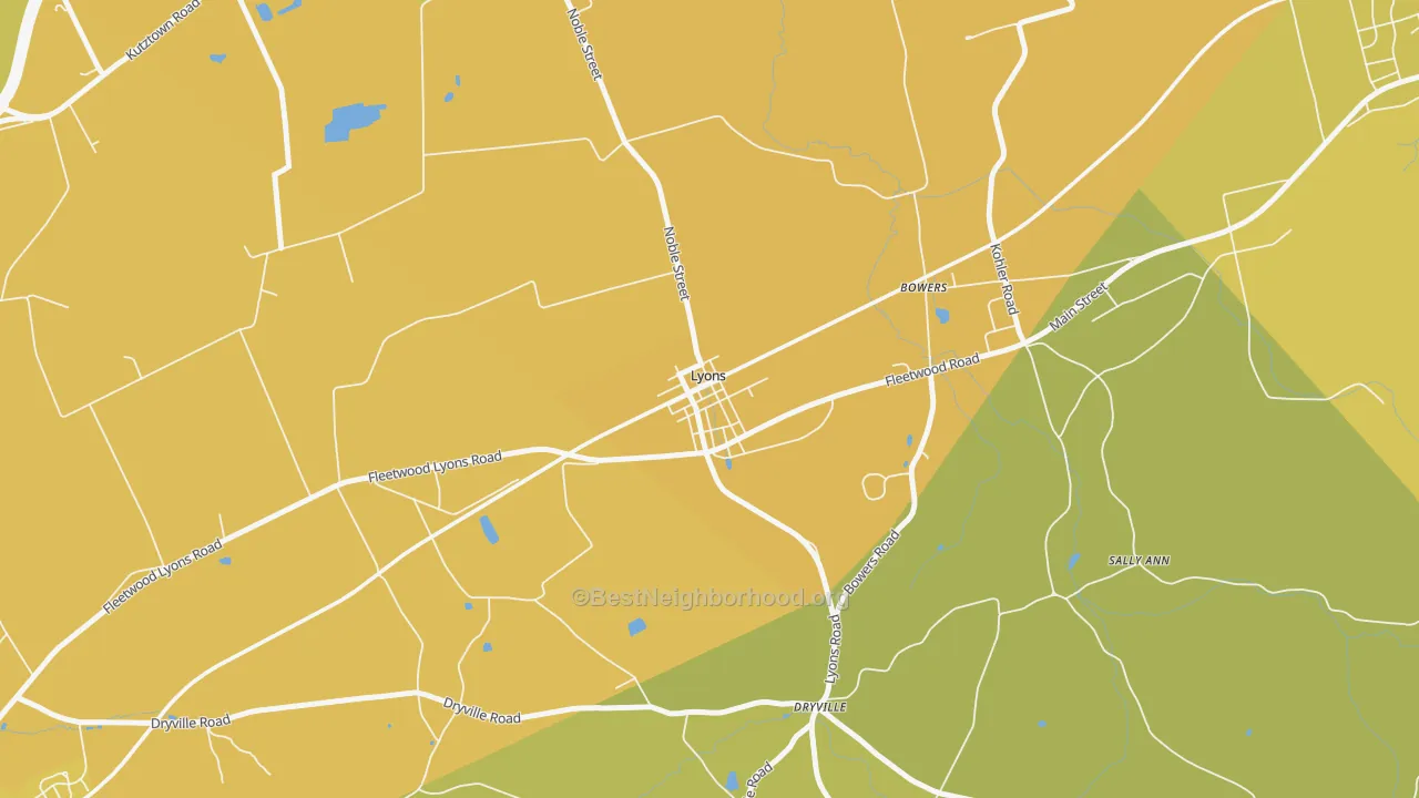 Map of the best neighborhoods in the 19536 area, with better matches in green and worse matches in red